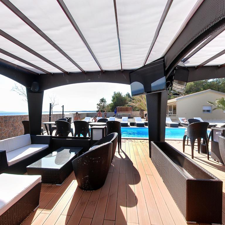 Paradise Resort Vanesa Vir Eksteriør billede
