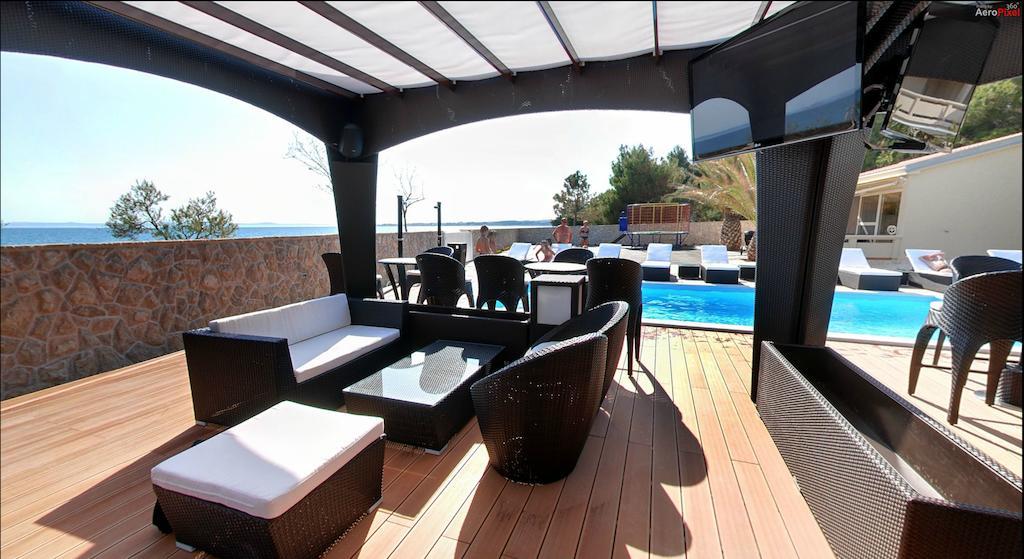 Paradise Resort Vanesa Vir Eksteriør billede