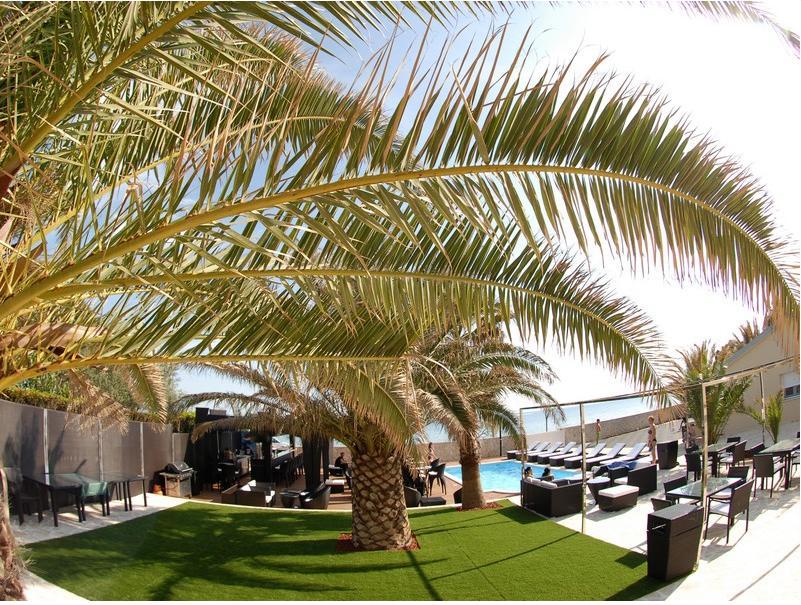 Paradise Resort Vanesa Vir Eksteriør billede